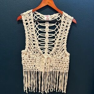 NWOT Roommates Cream Crochet Fringe Tank Medium with tie front